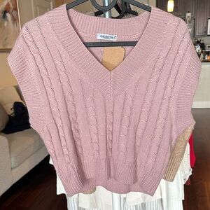 Women's Mauve Cable Knit V-Neck Sweater